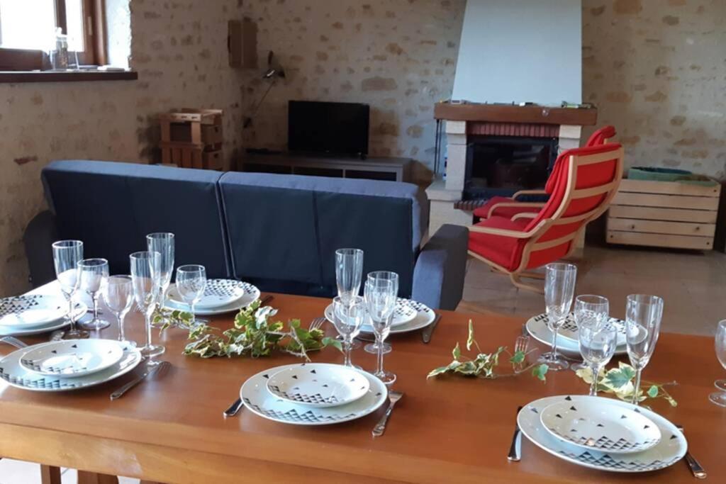 Gite De La Grange Ruille-en-Champagne Bagian luar foto
